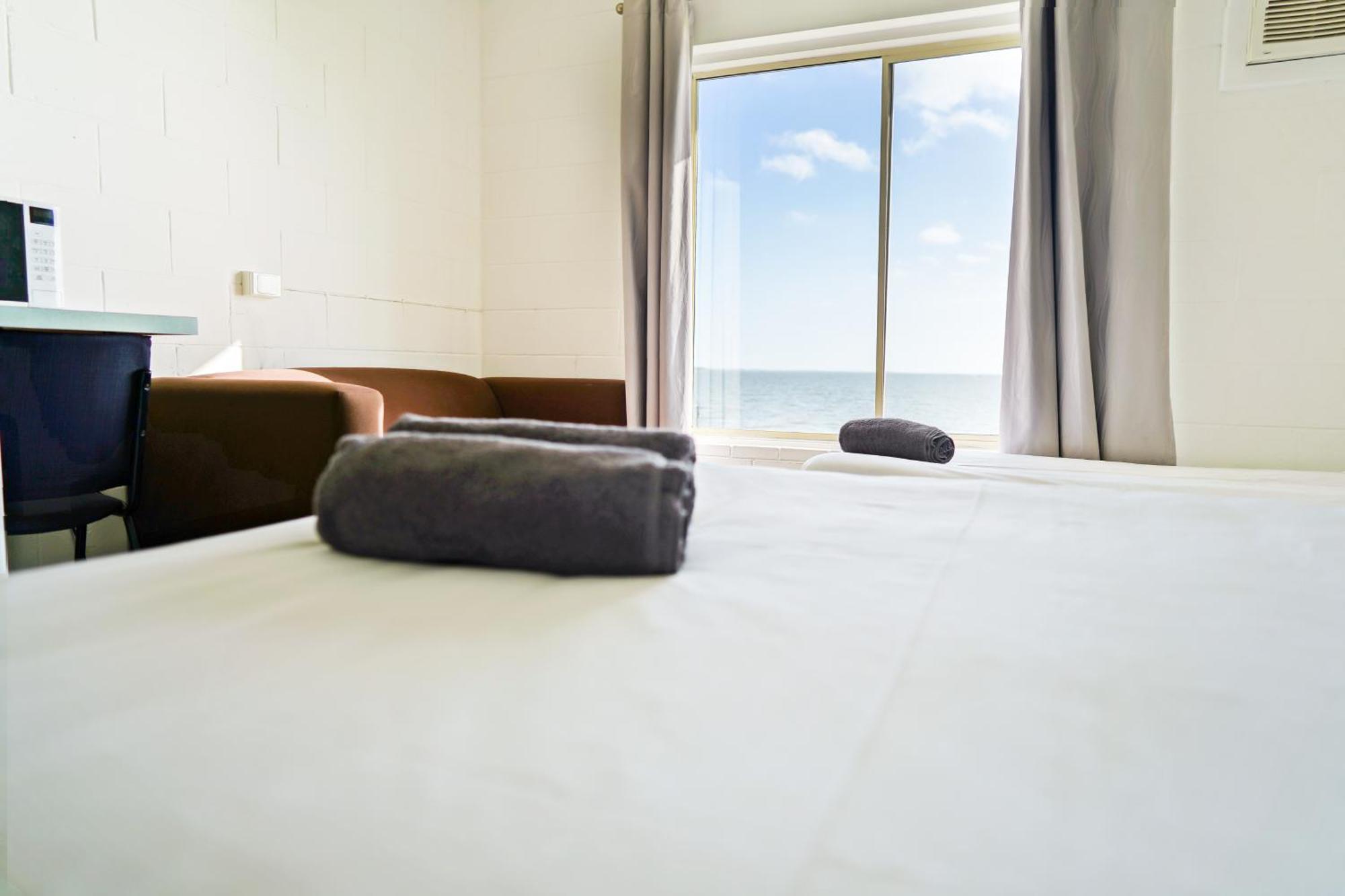 Meningie Waterfront Motel Экстерьер фото