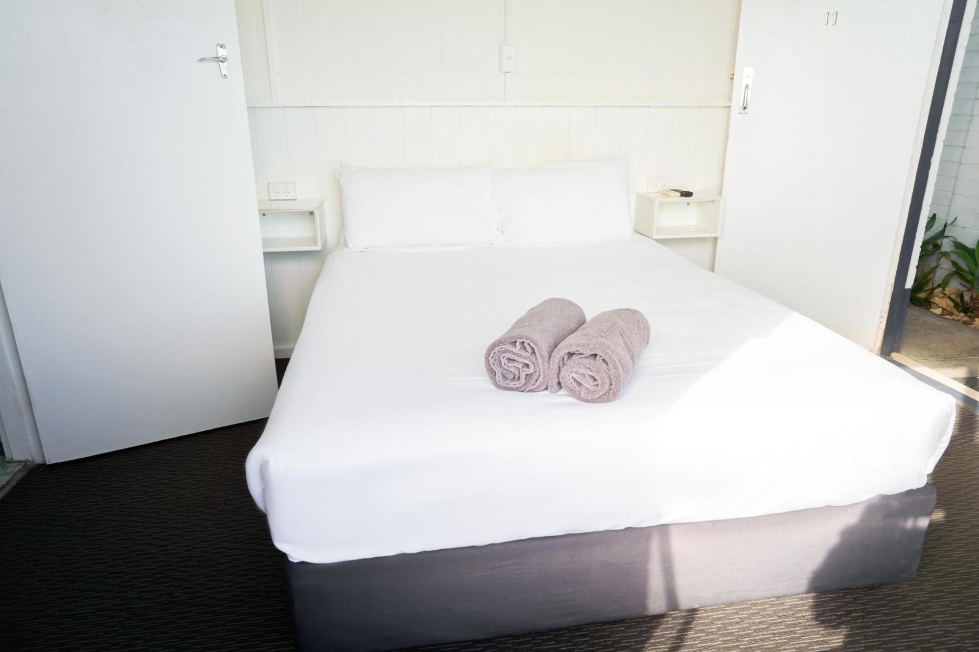 Meningie Waterfront Motel Экстерьер фото